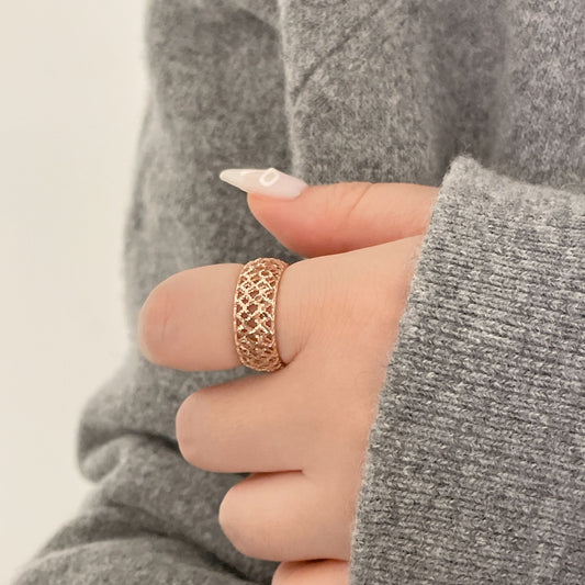 Lace Textured Ring