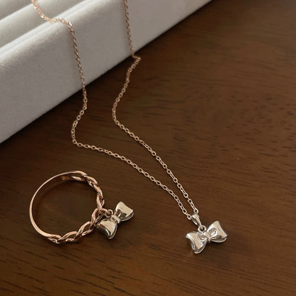 Bow Charm Ring