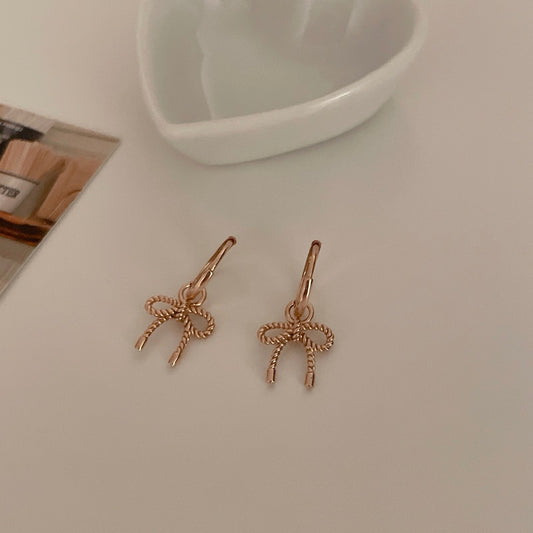 Rope Twist Bow Earrings