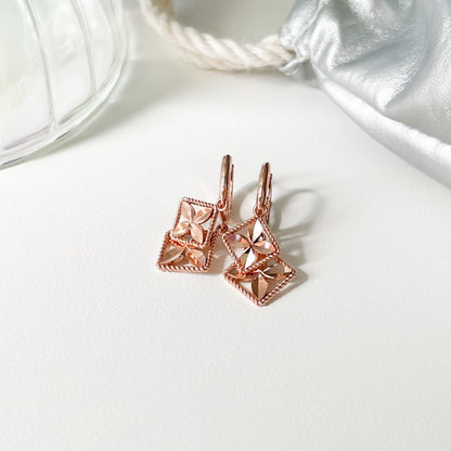 Flower Dangle Earrings