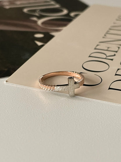 Cross Ring