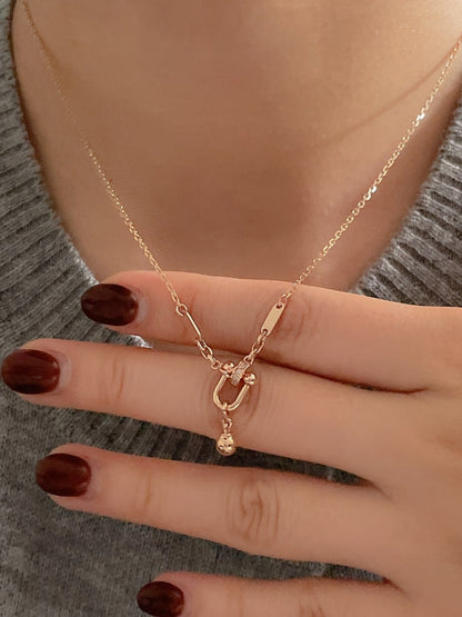Shackle Chain Dangle Necklace