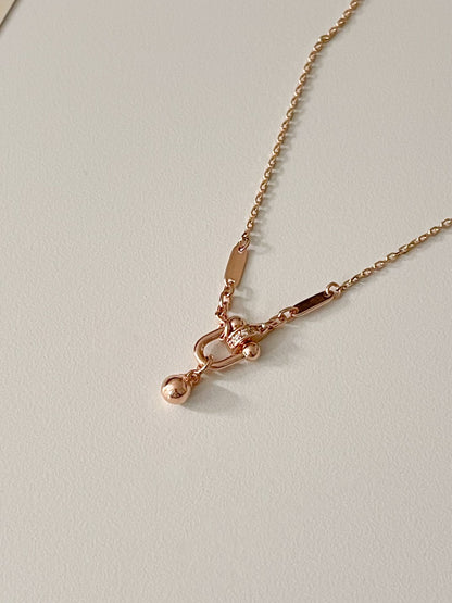Shackle Chain Dangle Necklace