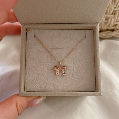 Bow Necklace