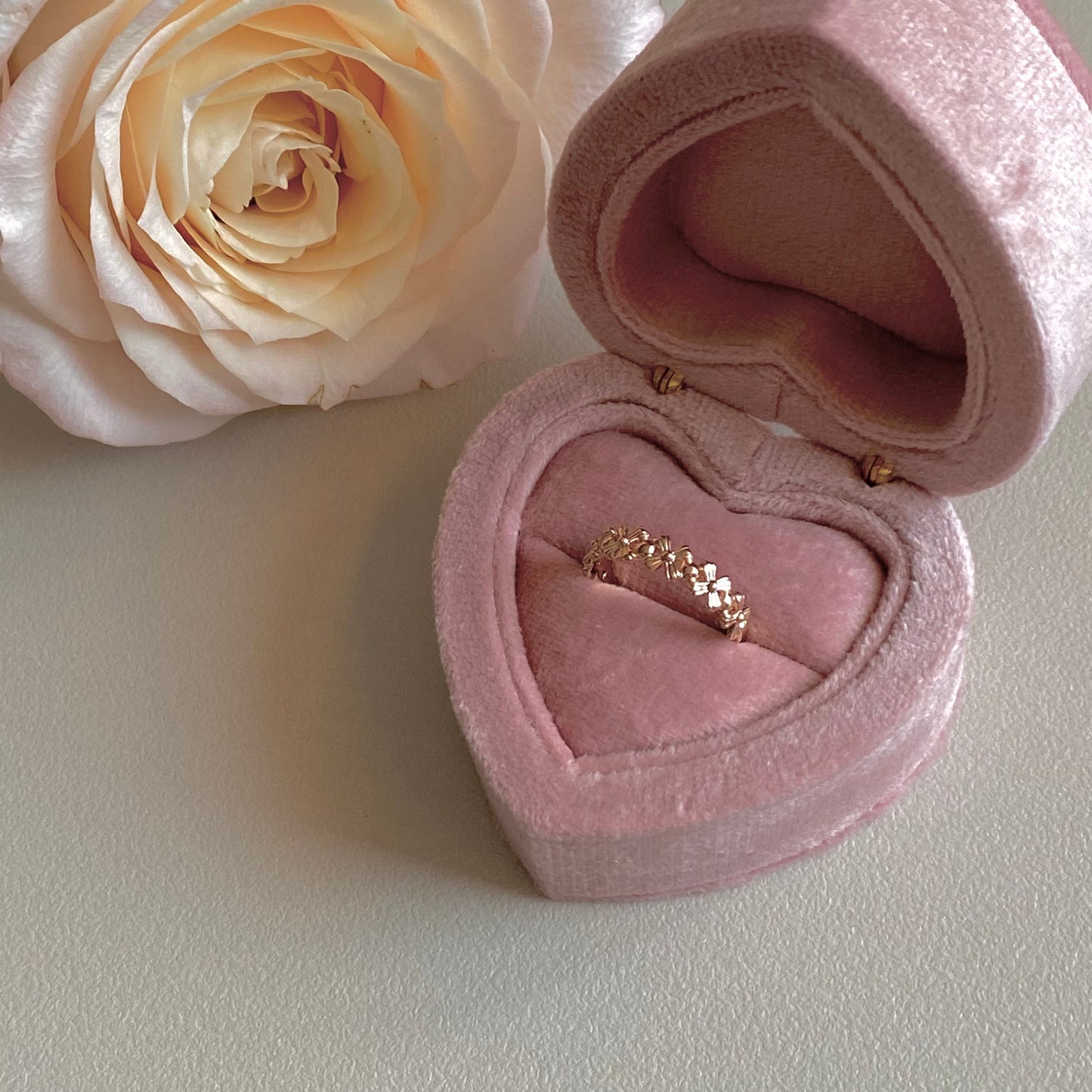 Flower Band Ring