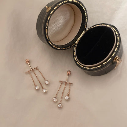 Dangle Piercing
