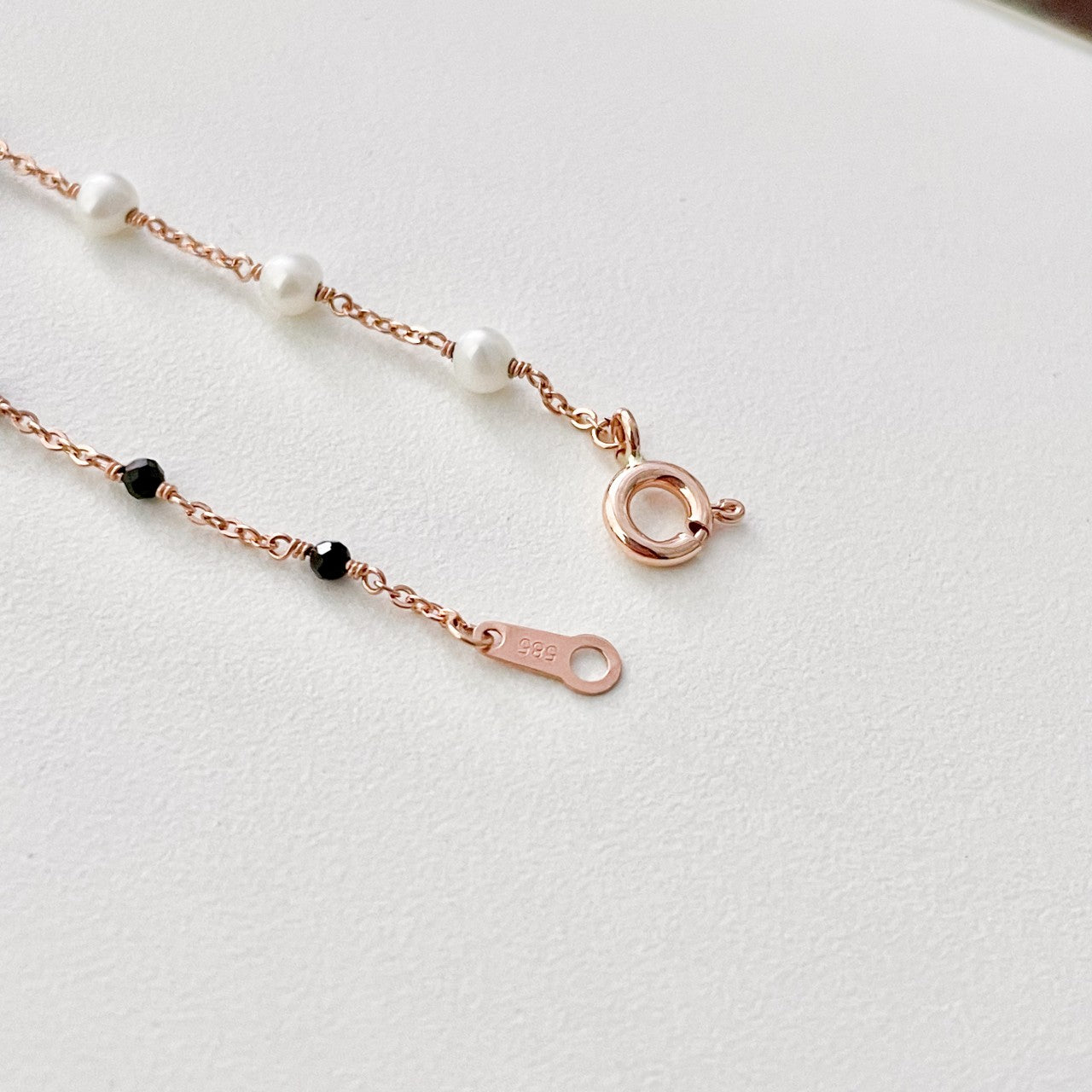 Pearl & Black Spinel Bracelet
