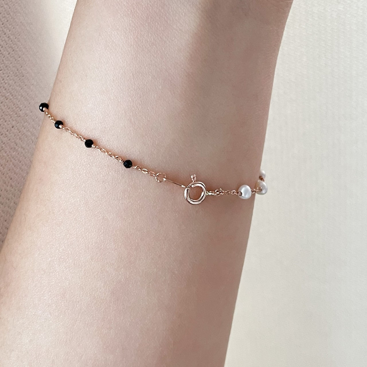 Pearl & Black Spinel Bracelet