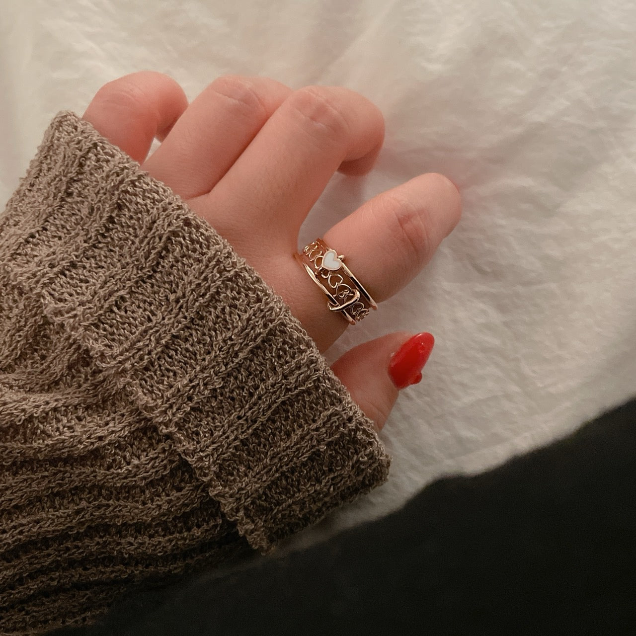 Three Connector Heart Band Ring