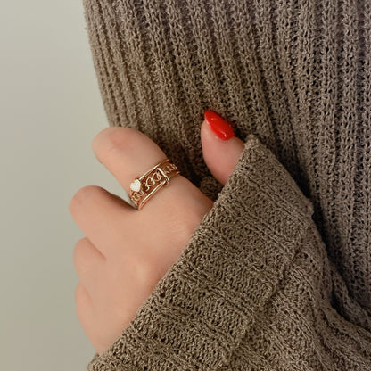 Three Connector Heart Band Ring