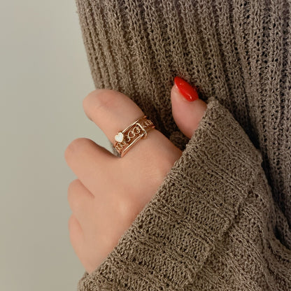 Three Connector Heart Band Ring