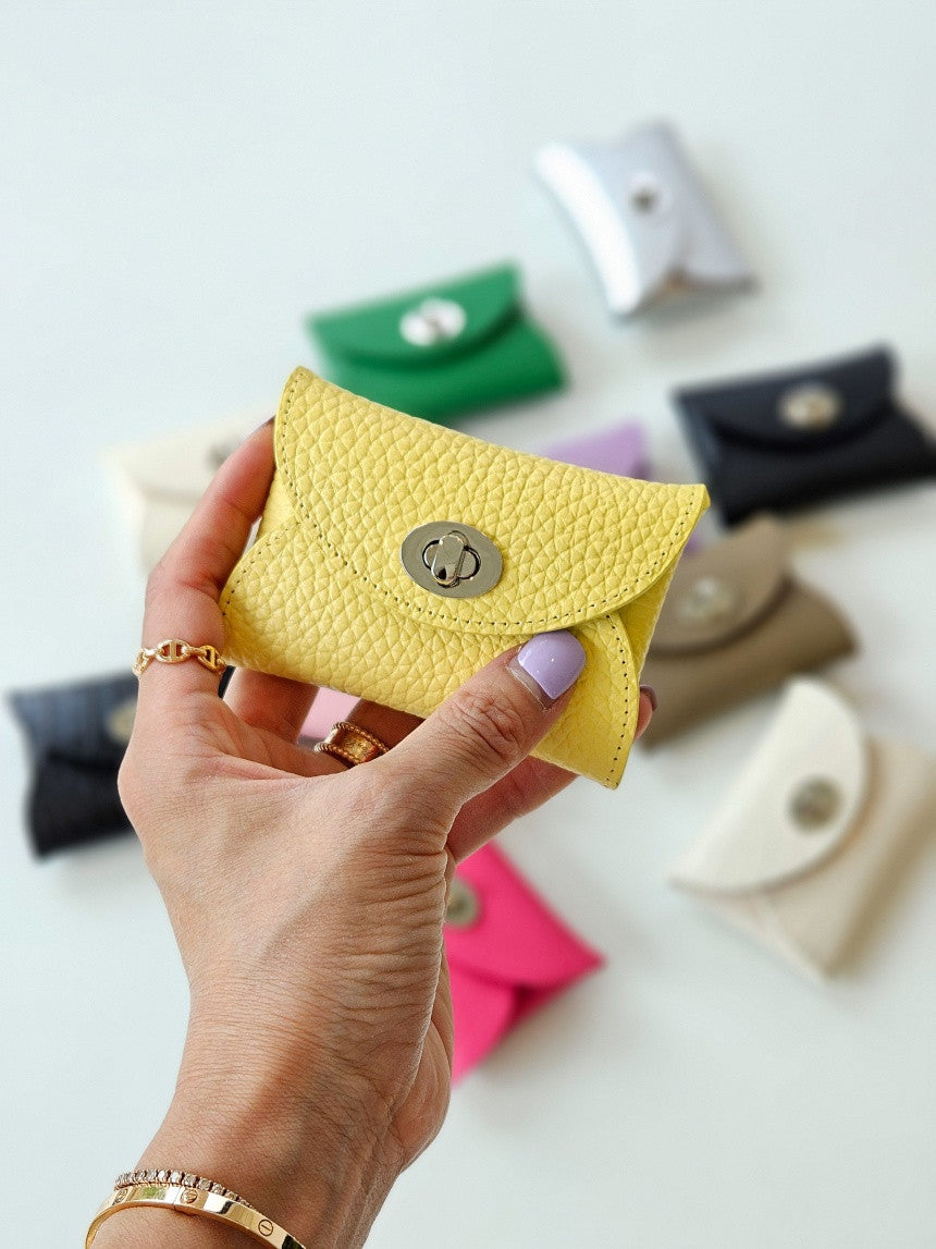 Minimalist Envelope Wallet