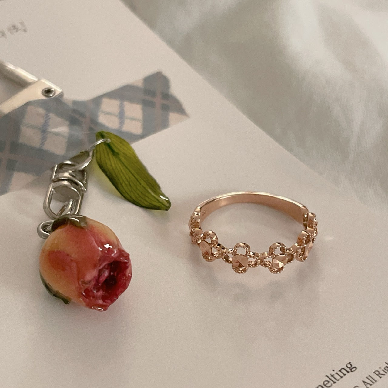 Flower Band Ring