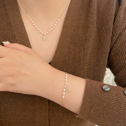 Pearl Flower Bracelet
