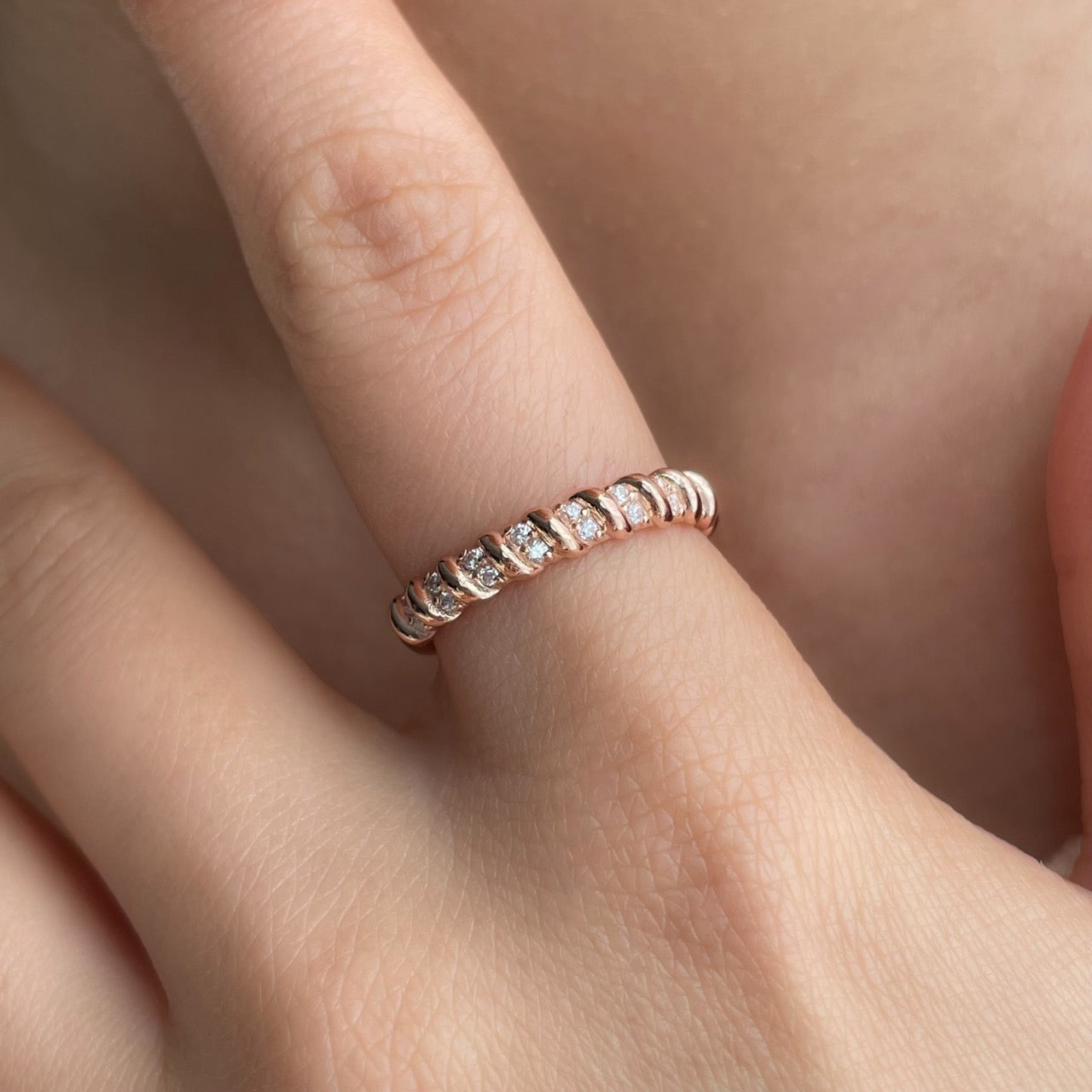 Twist Ring