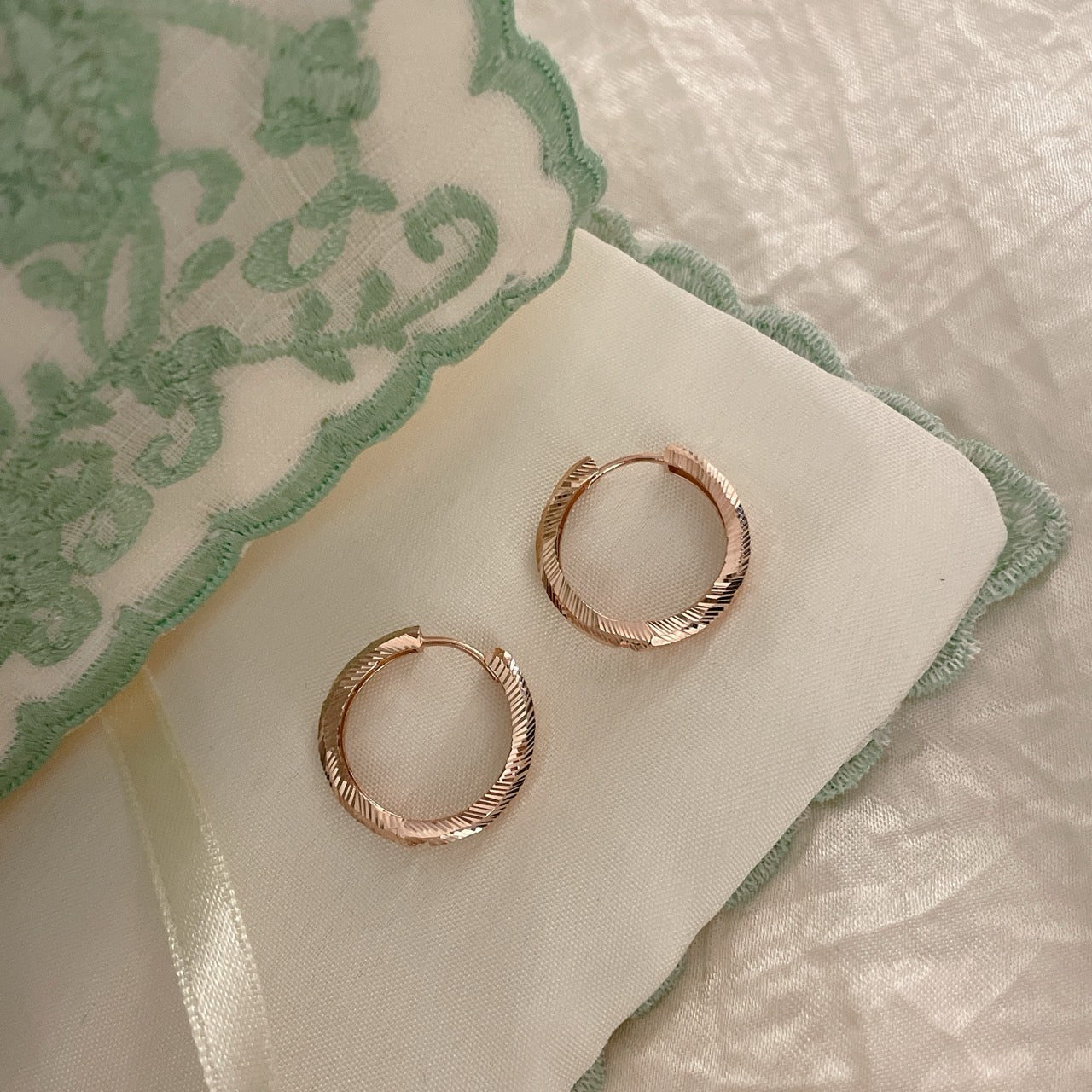 Bow Ball Earrings