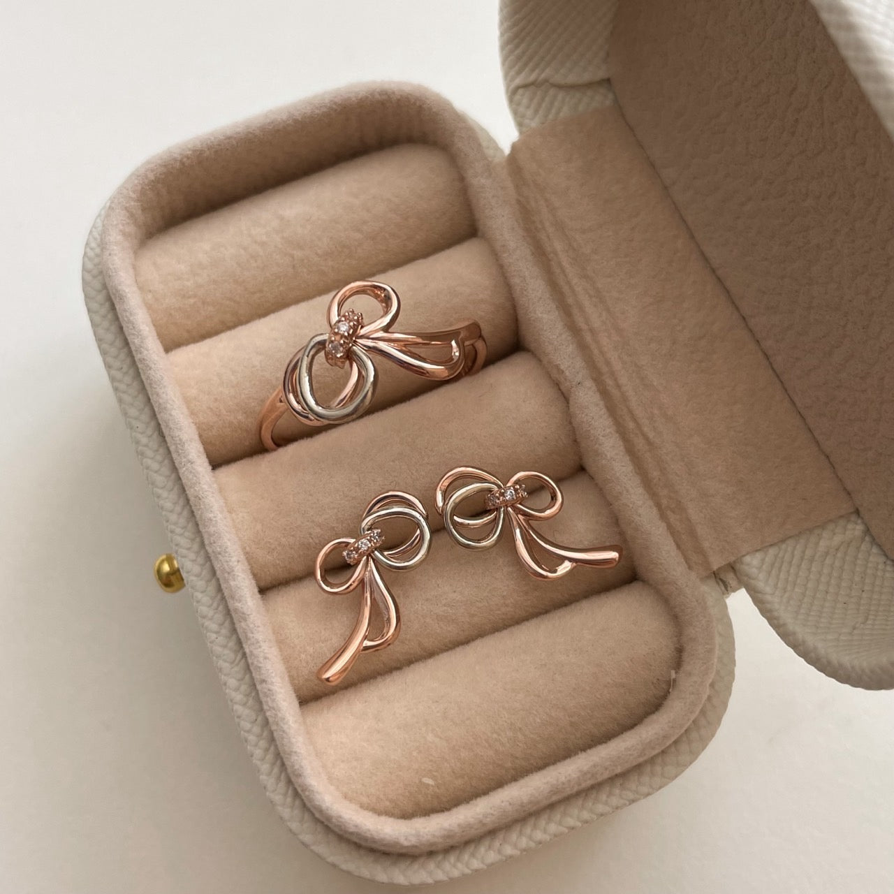 Bow Earrings