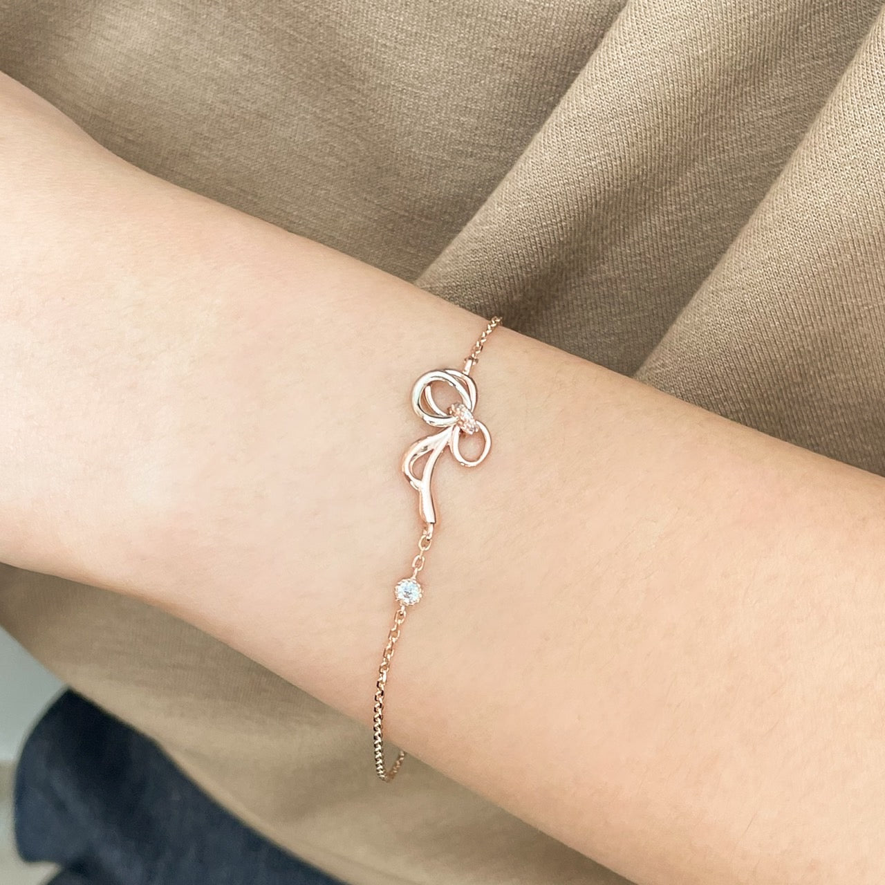 Bow Bracelet