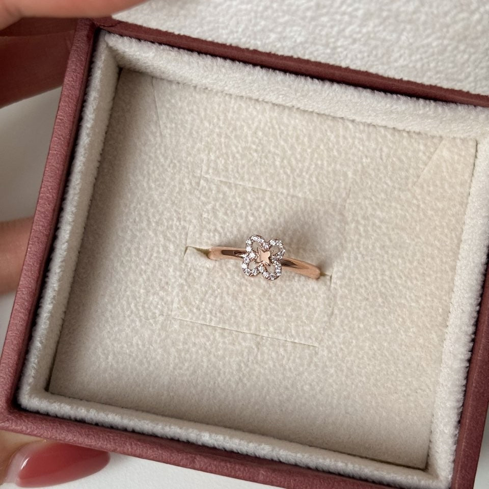 Clover Ring