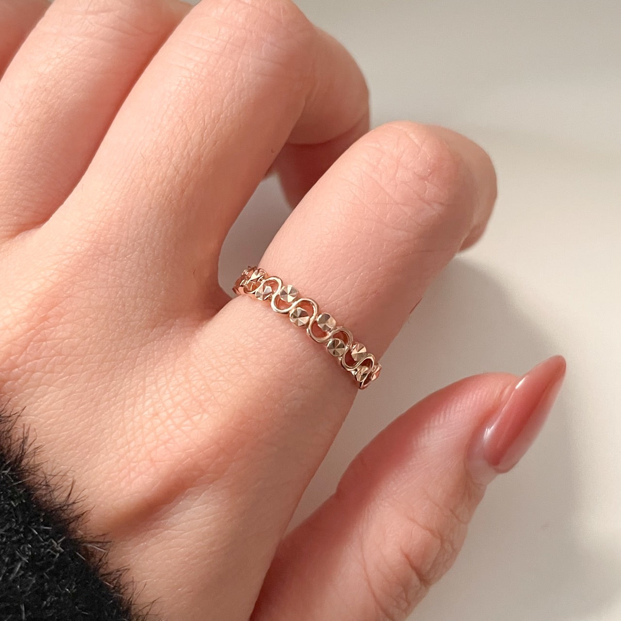Rounded wave ring