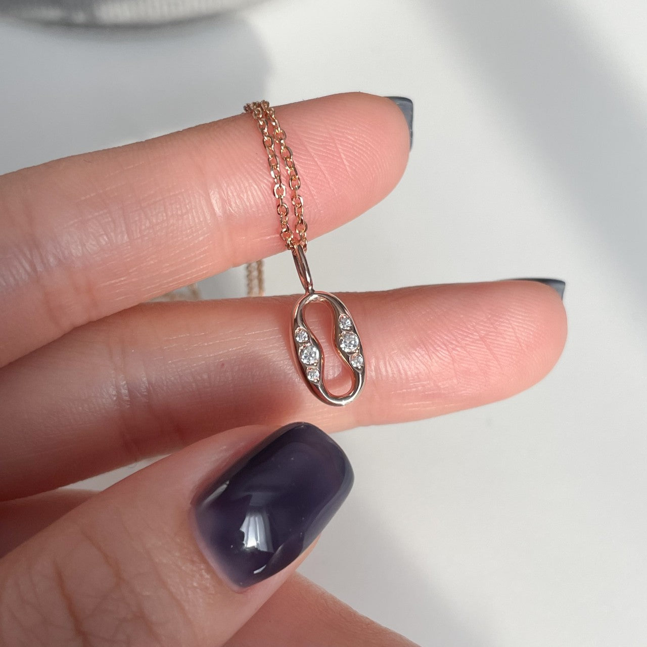 Open Oval Pendant Necklace