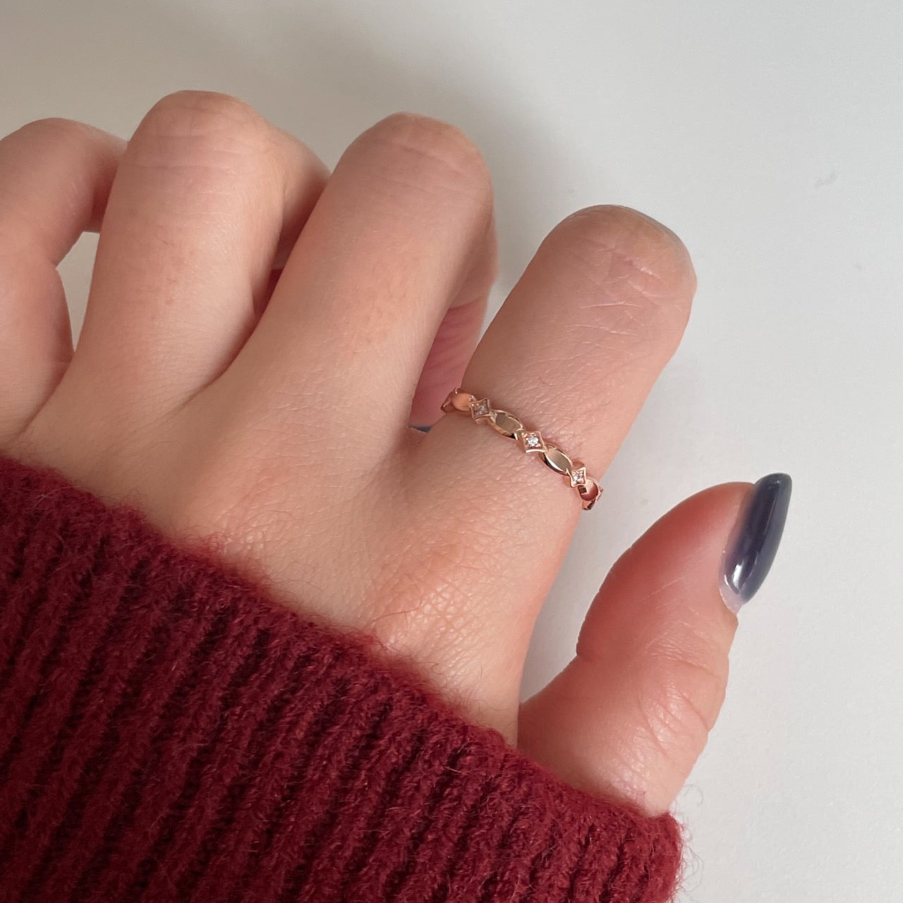 Oval Rhombus Ring
