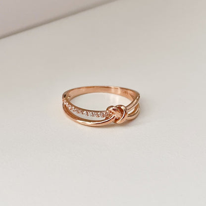 Knot Ring