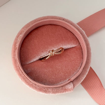 Knot Ring