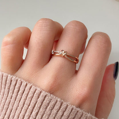 Knot Ring