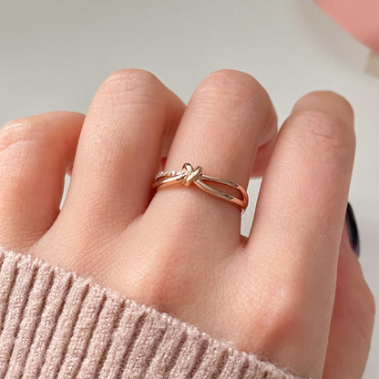Knot Ring