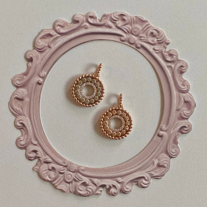 Round Pendant