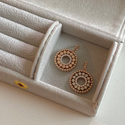 Round Pendant