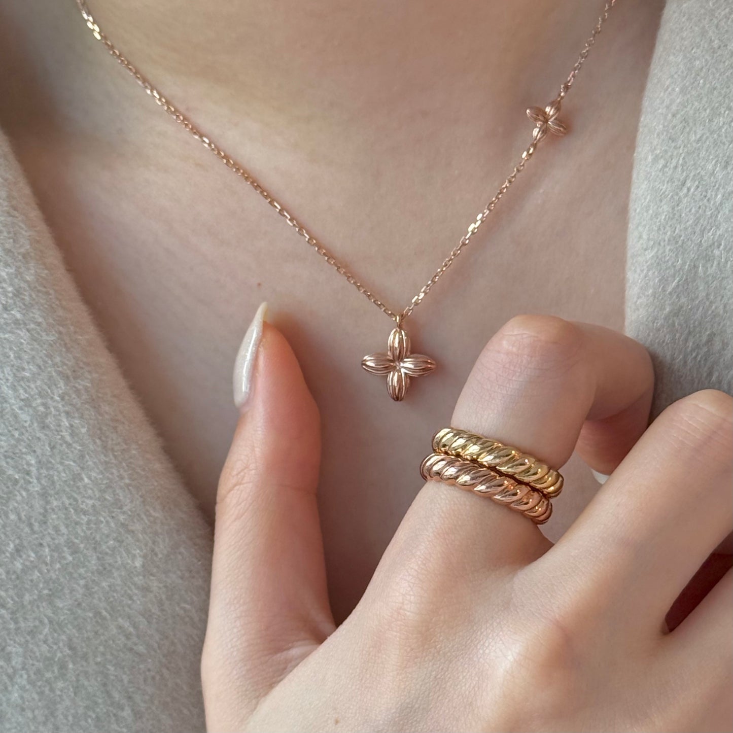 Flower Necklace
