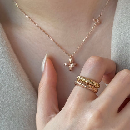 Flower Necklace