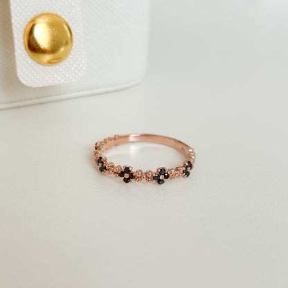 Black Flower Ring