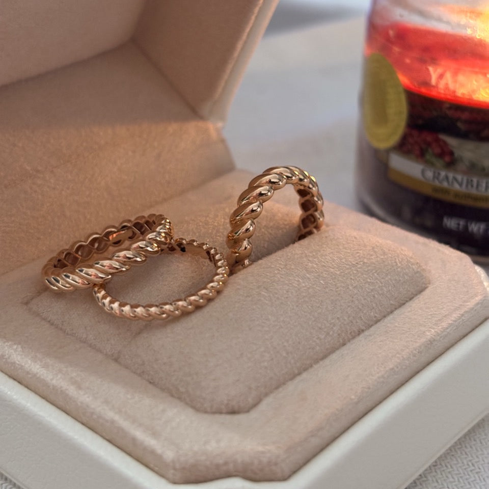 Twisted Rope Ring