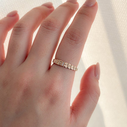 Pyramid Ring