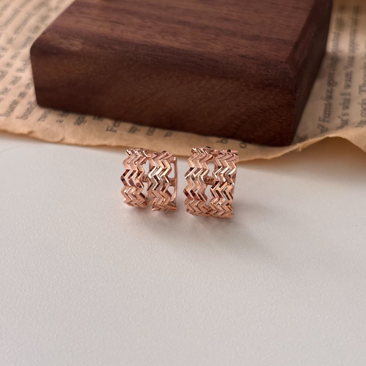 Zigzag Hoop Earrings