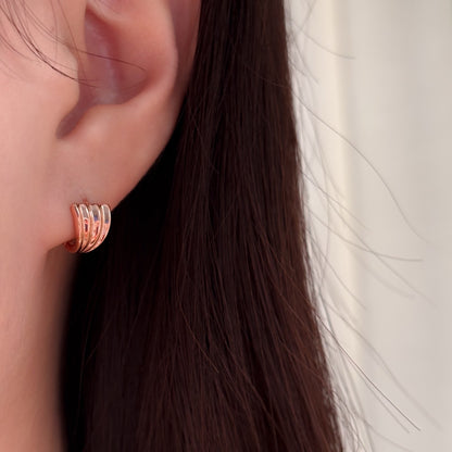 Ribbed Hoop Earrings