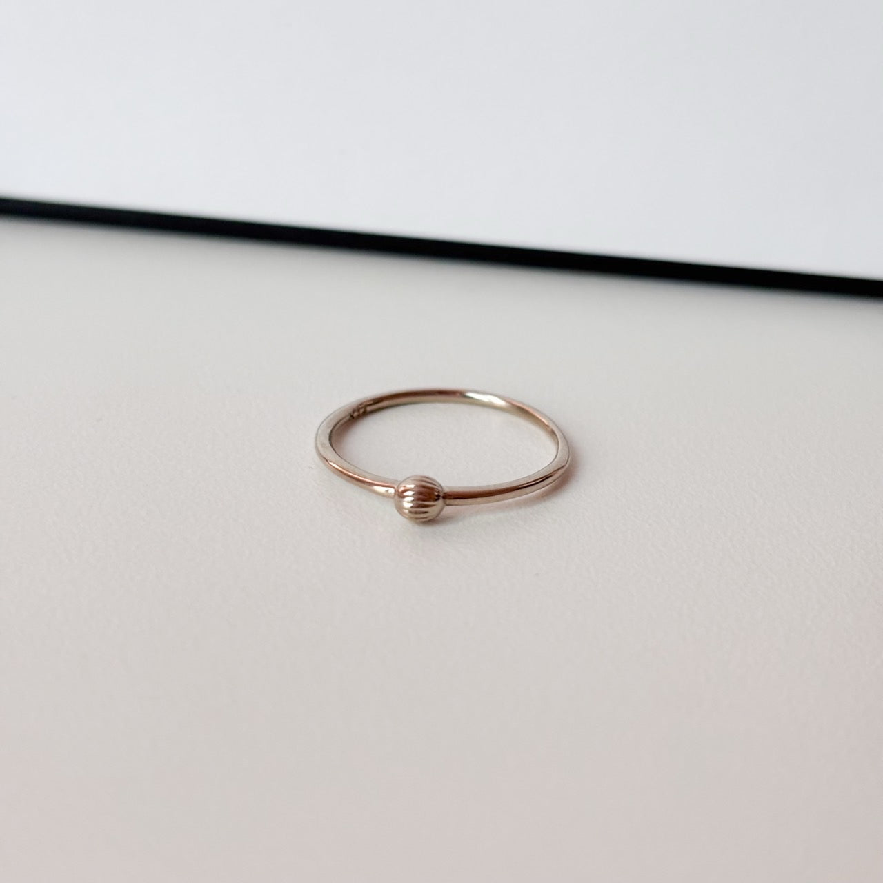 Ball Center Ring