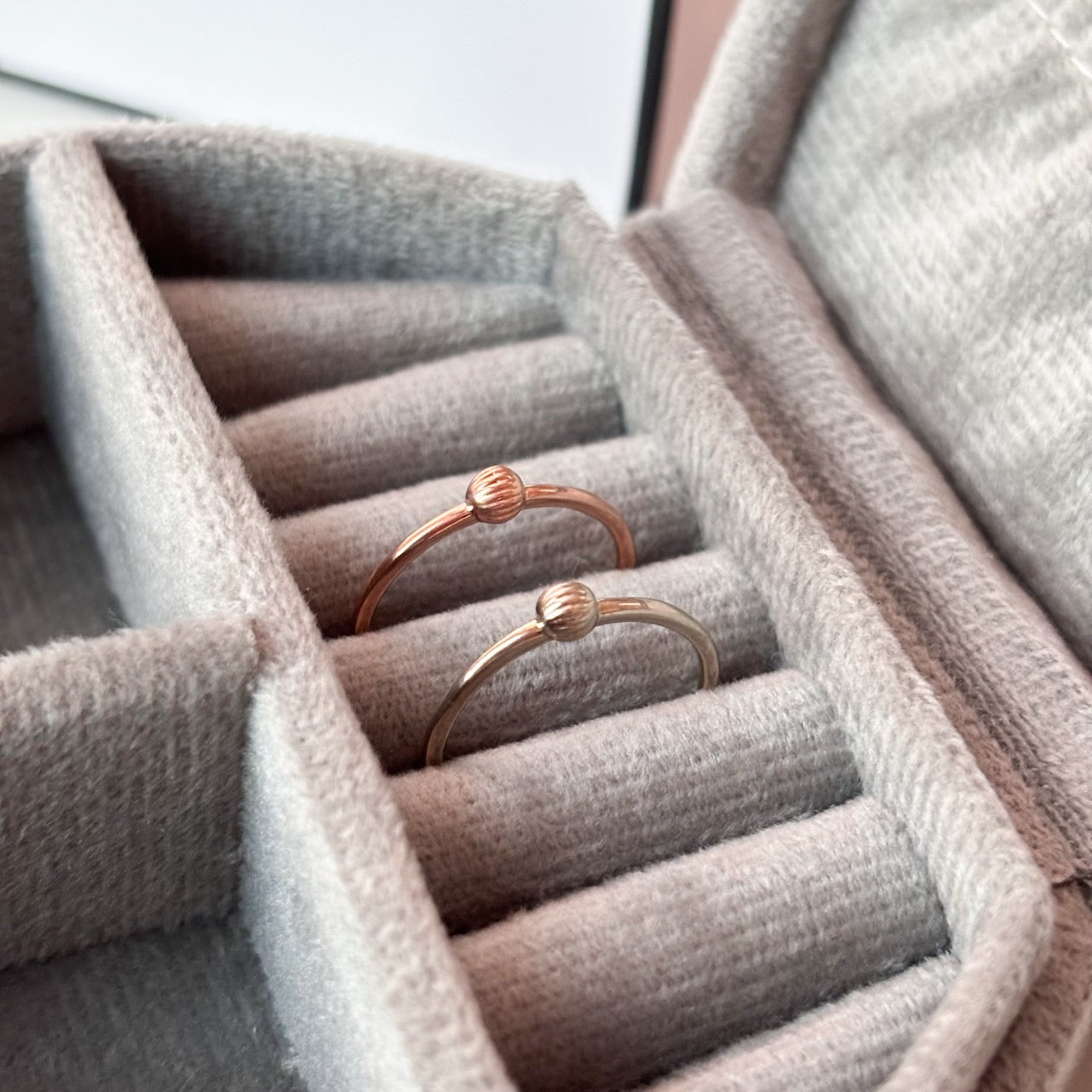 Ball Center Ring