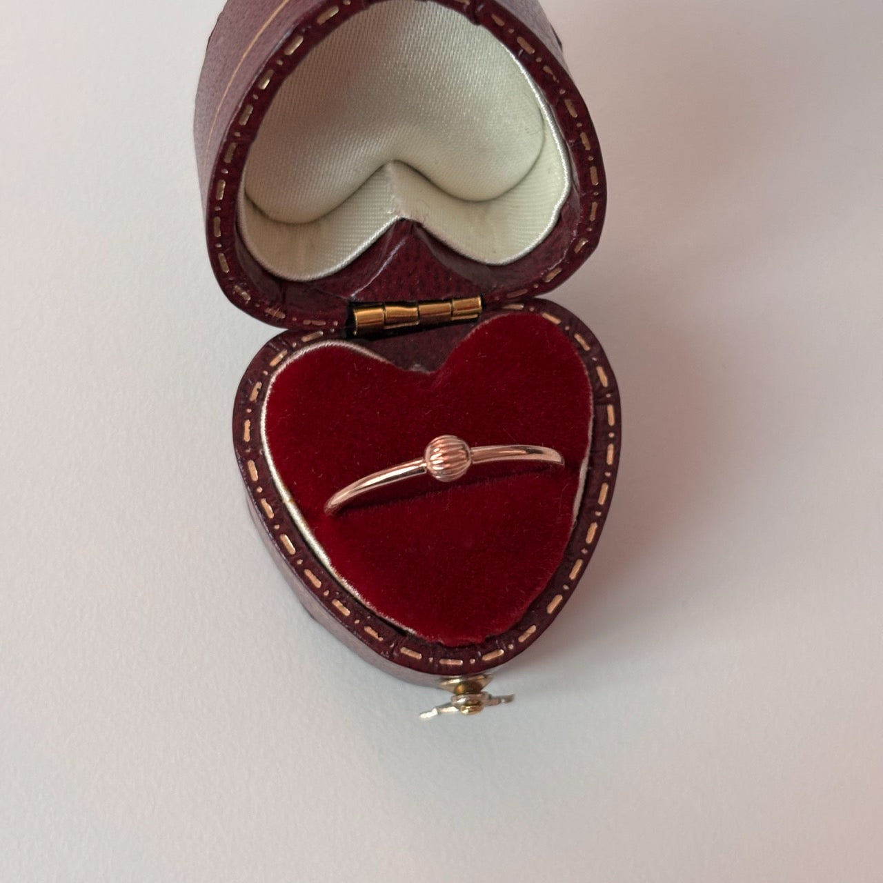 Ball Center Ring