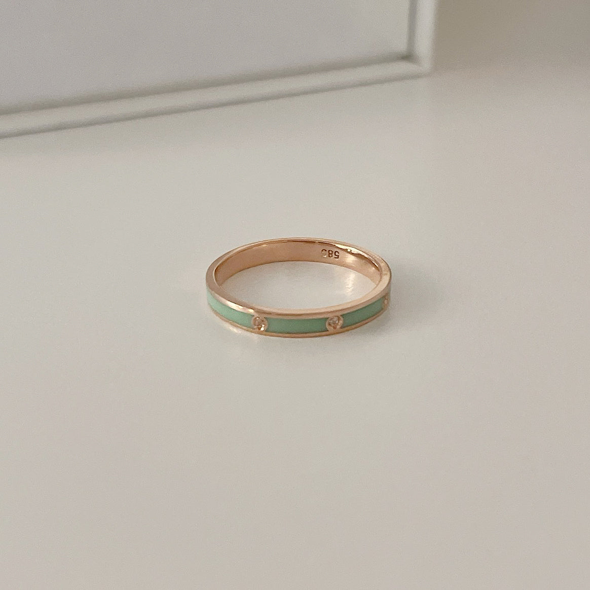 Clover Ring