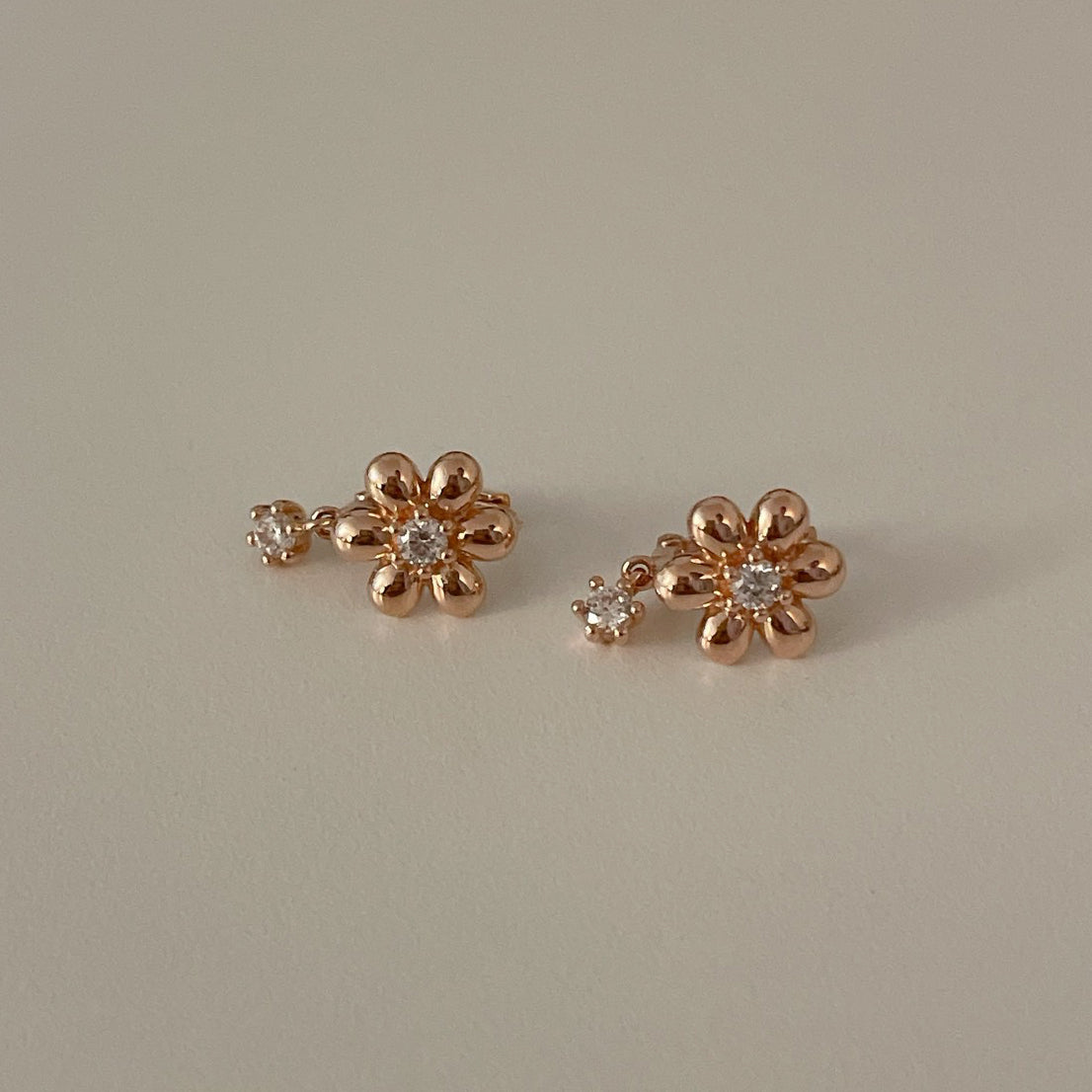 Flower Dangle Earrings