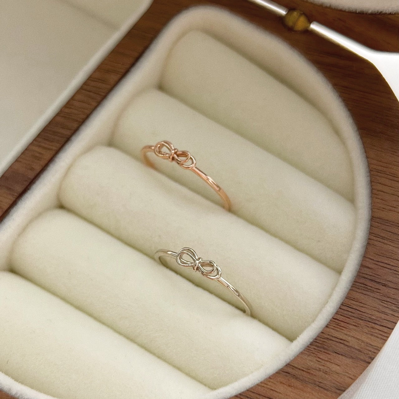 Mini Bow Ring