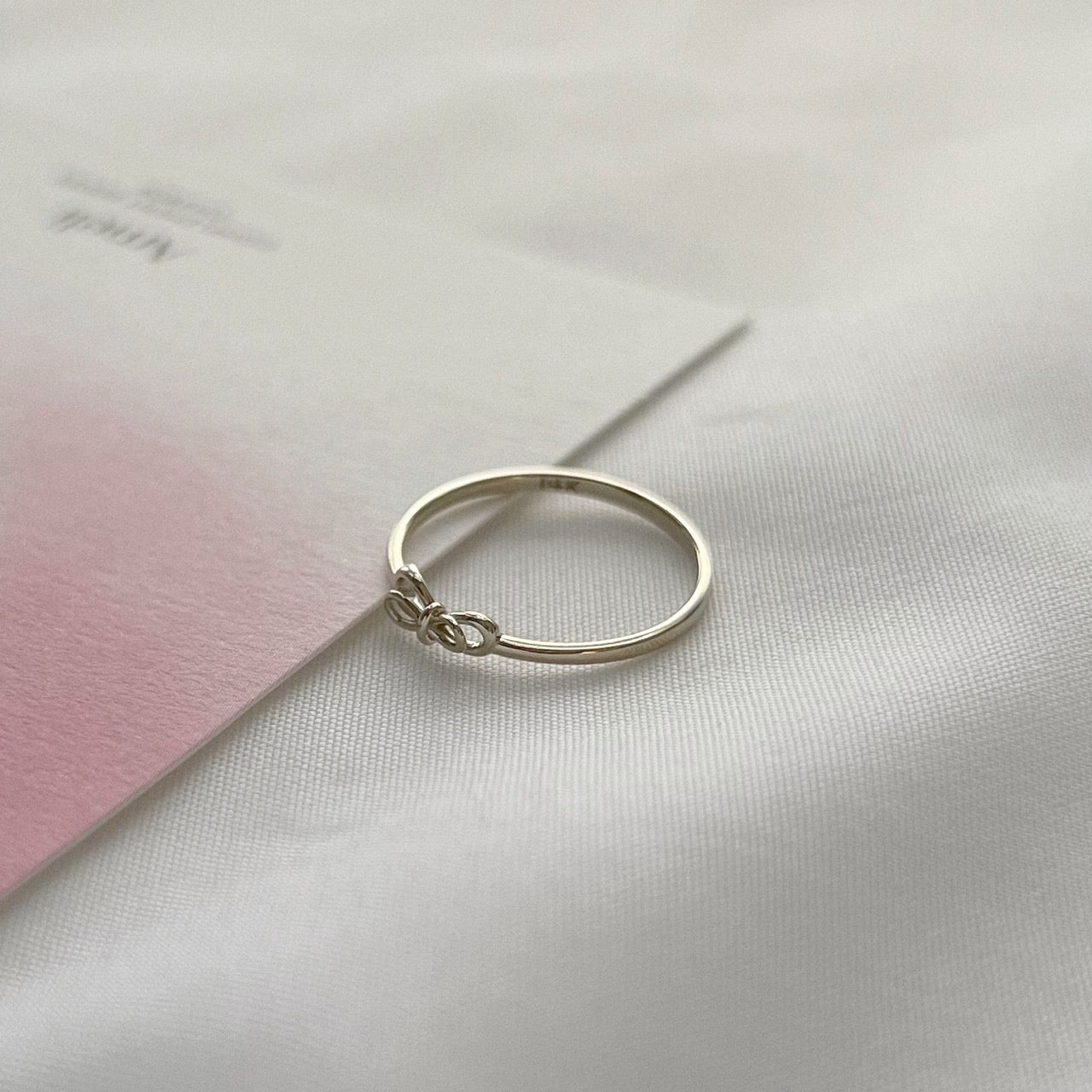 Mini Bow Ring