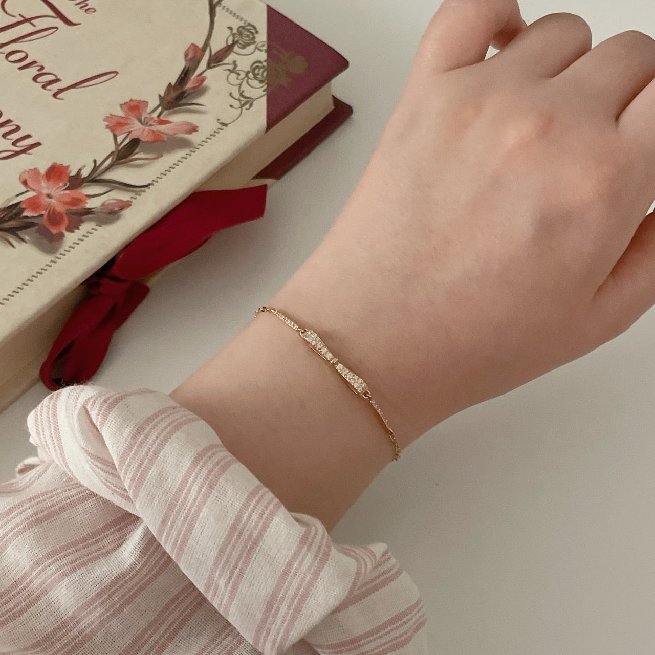 Bow Bracelet