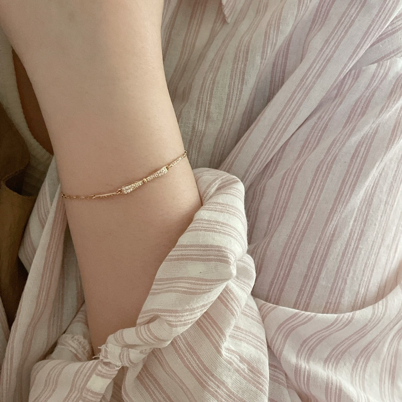 Bow Bracelet