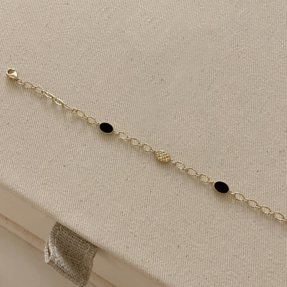 Onyx Chain Bracelet