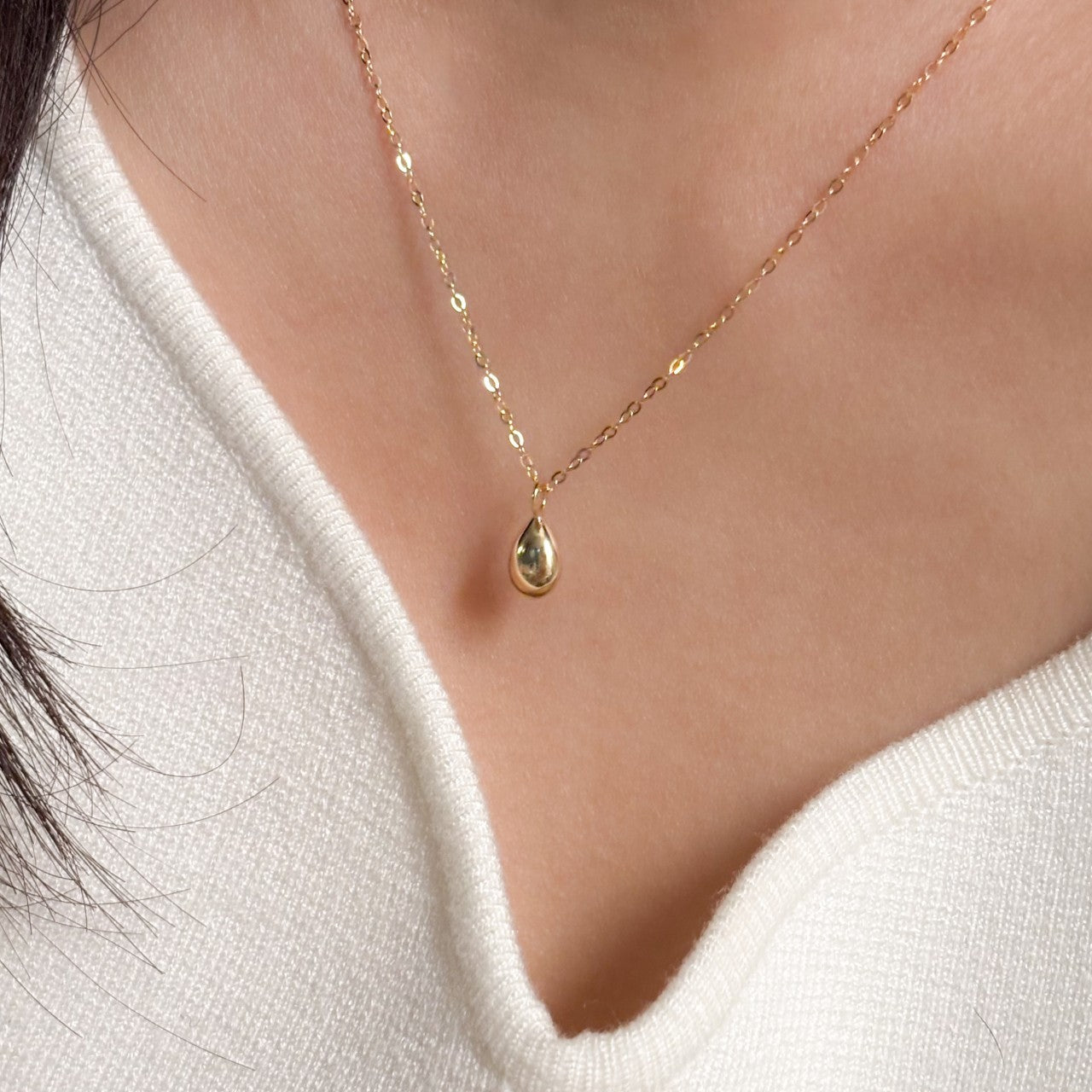 Teardrop Necklace